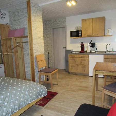Ferienapartments Am Dorfplatz Langscheid  ภายนอก รูปภาพ